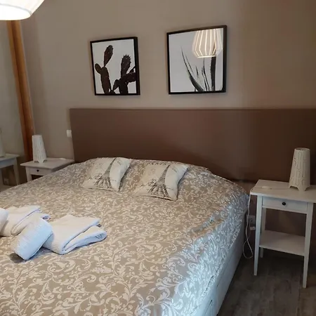 Апартаменты Fever